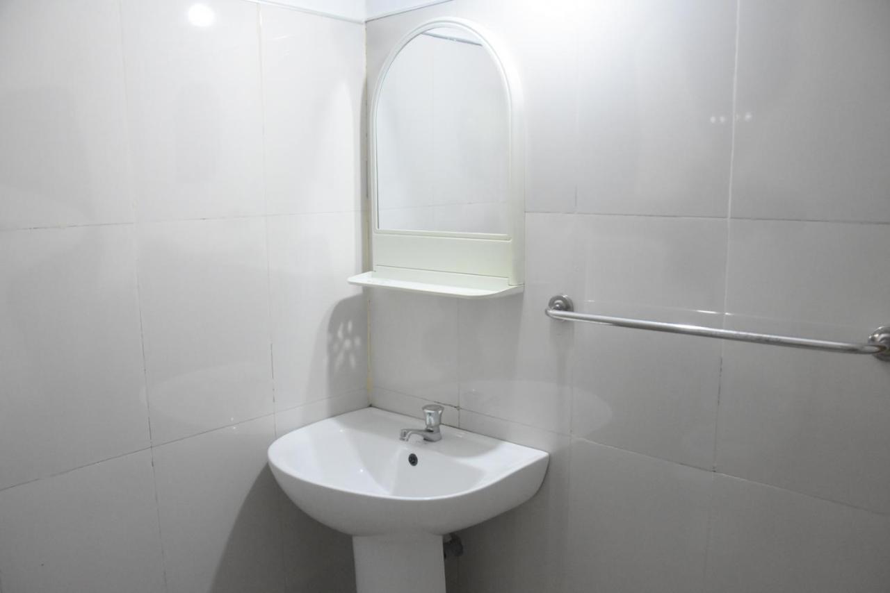 S P City Resort Anuradhapura Εξωτερικό φωτογραφία